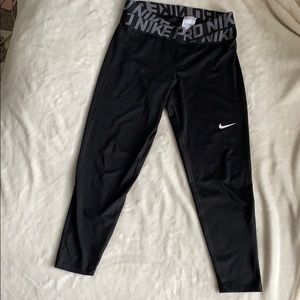Black Nike Pro Leggings Size Large